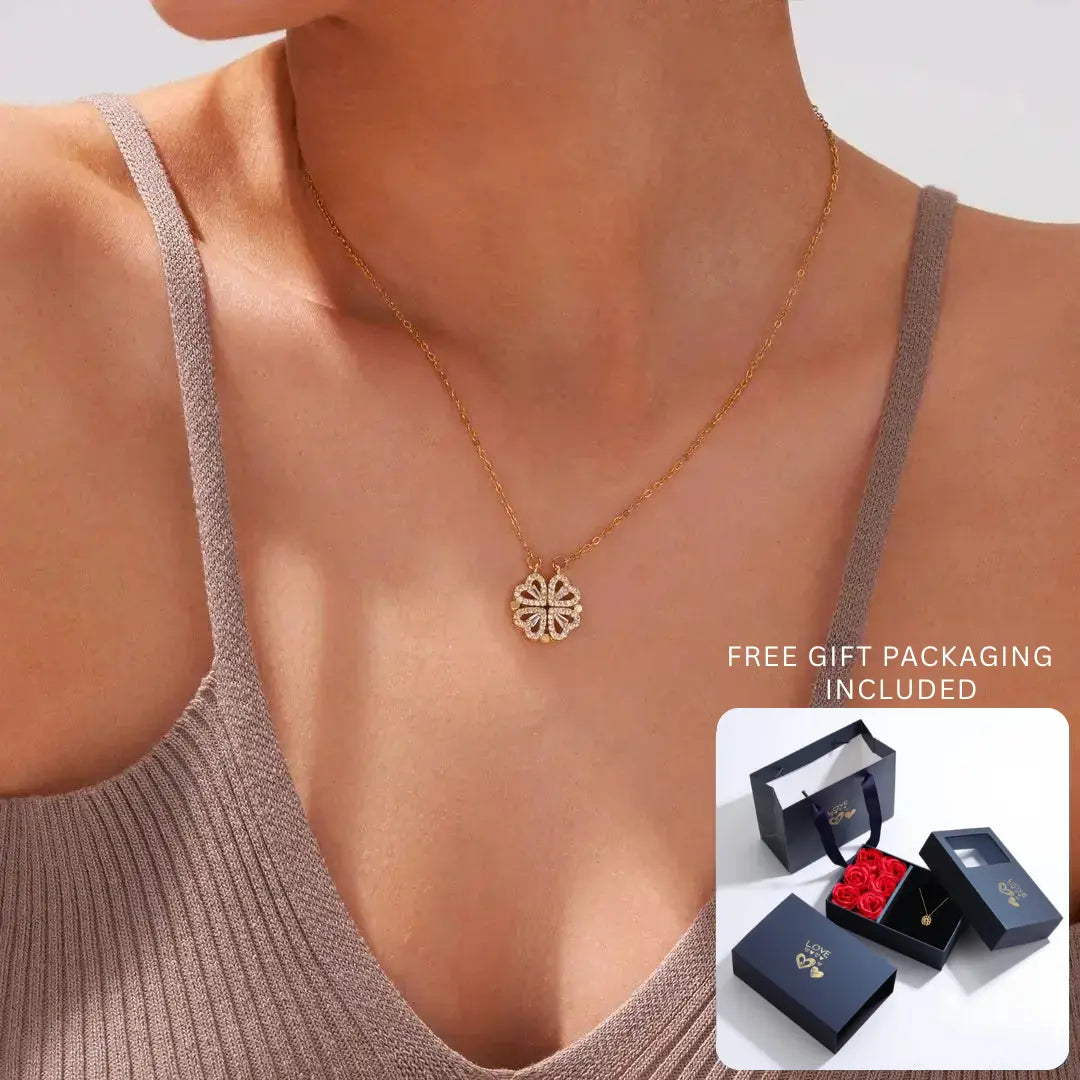 Clover Necklace + Rose Gift Box Clara Bloom