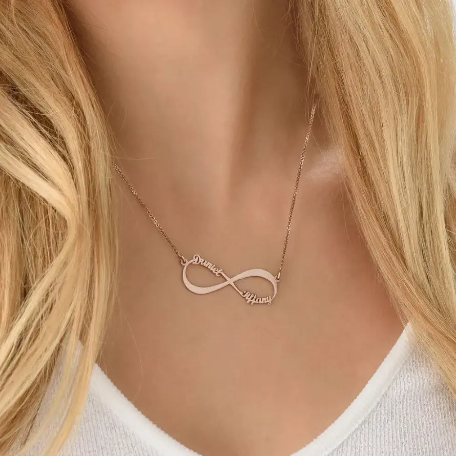Infinity Name Necklace Clara Bloom