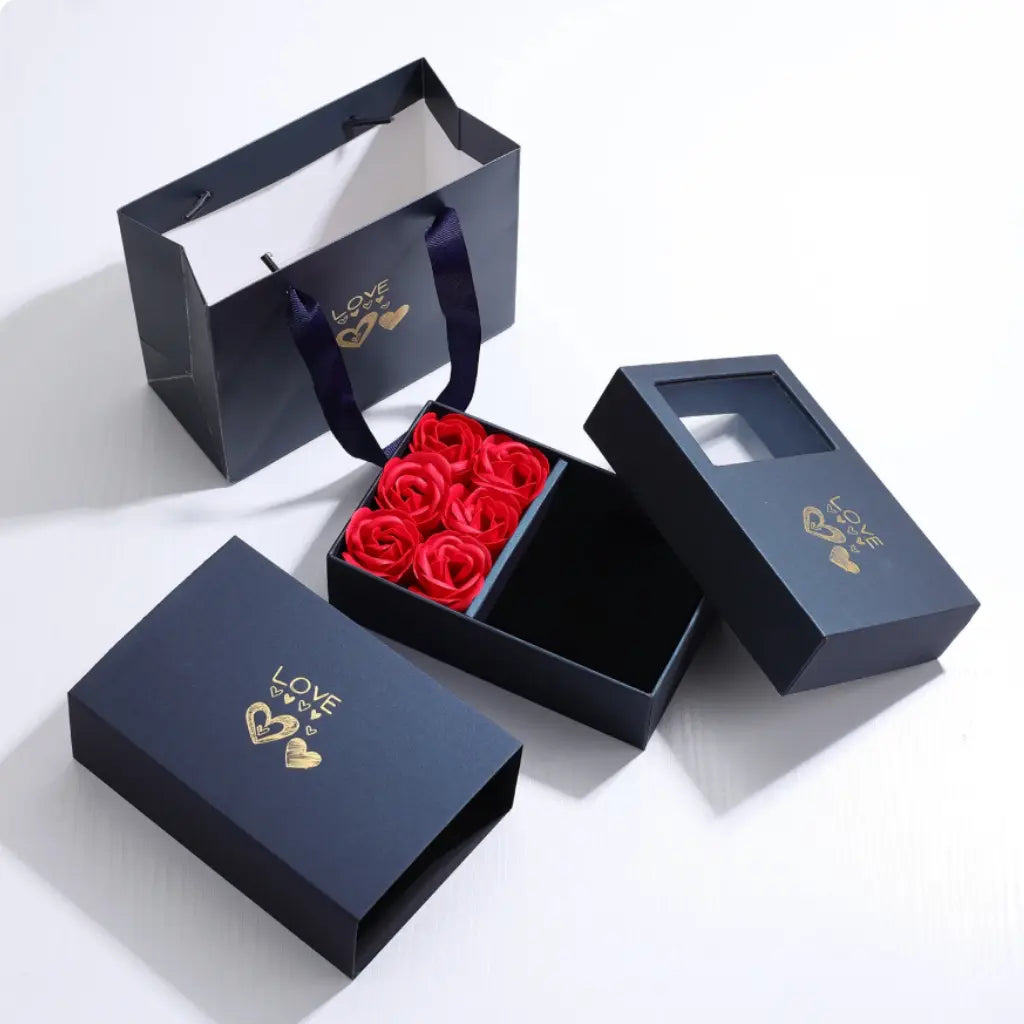 Rose Gift Box Clara & Bloom