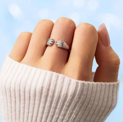 Paw Ring Clara Bloom