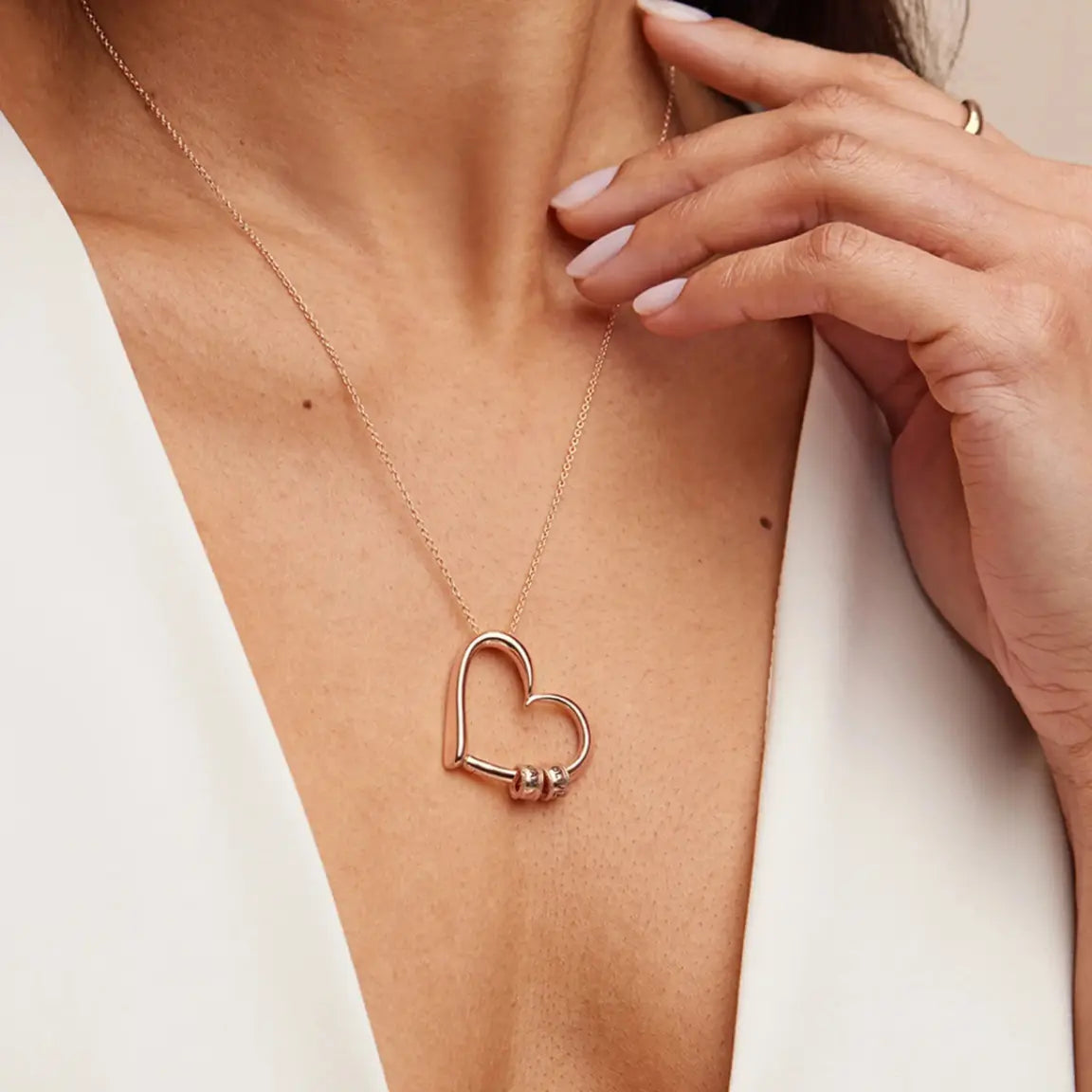 Personalized Heart Family Necklace Clara Bloom