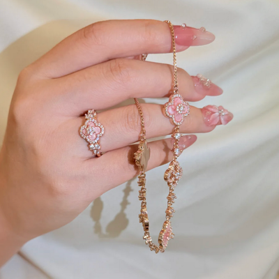 Clover Mother of Pearl Bracelet