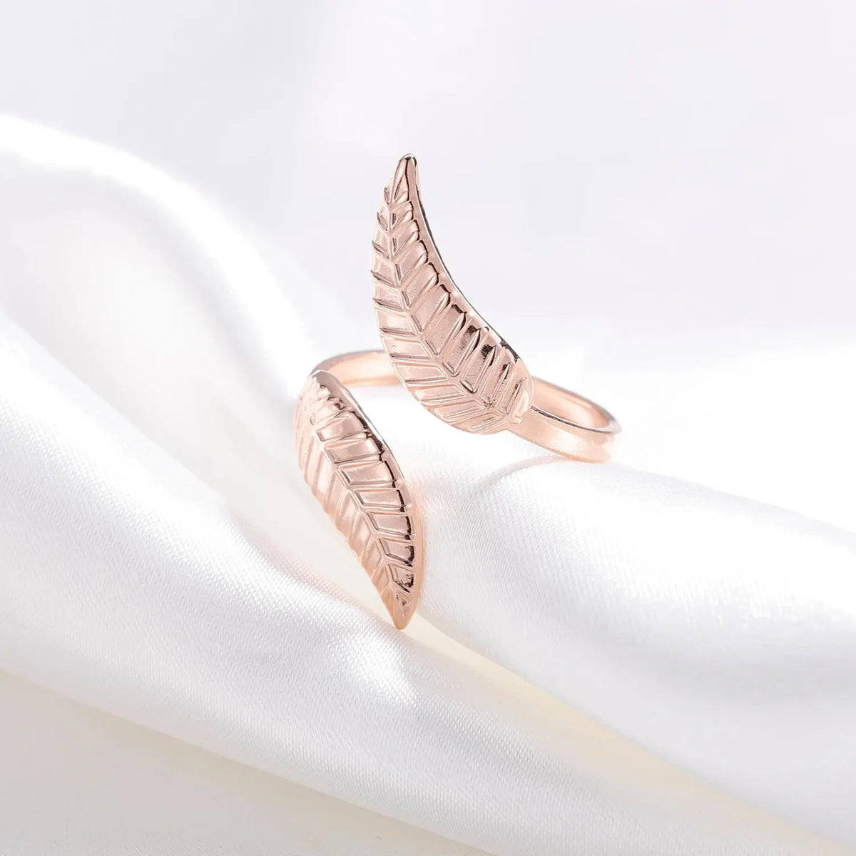 Leaf Ring Clara Bloom