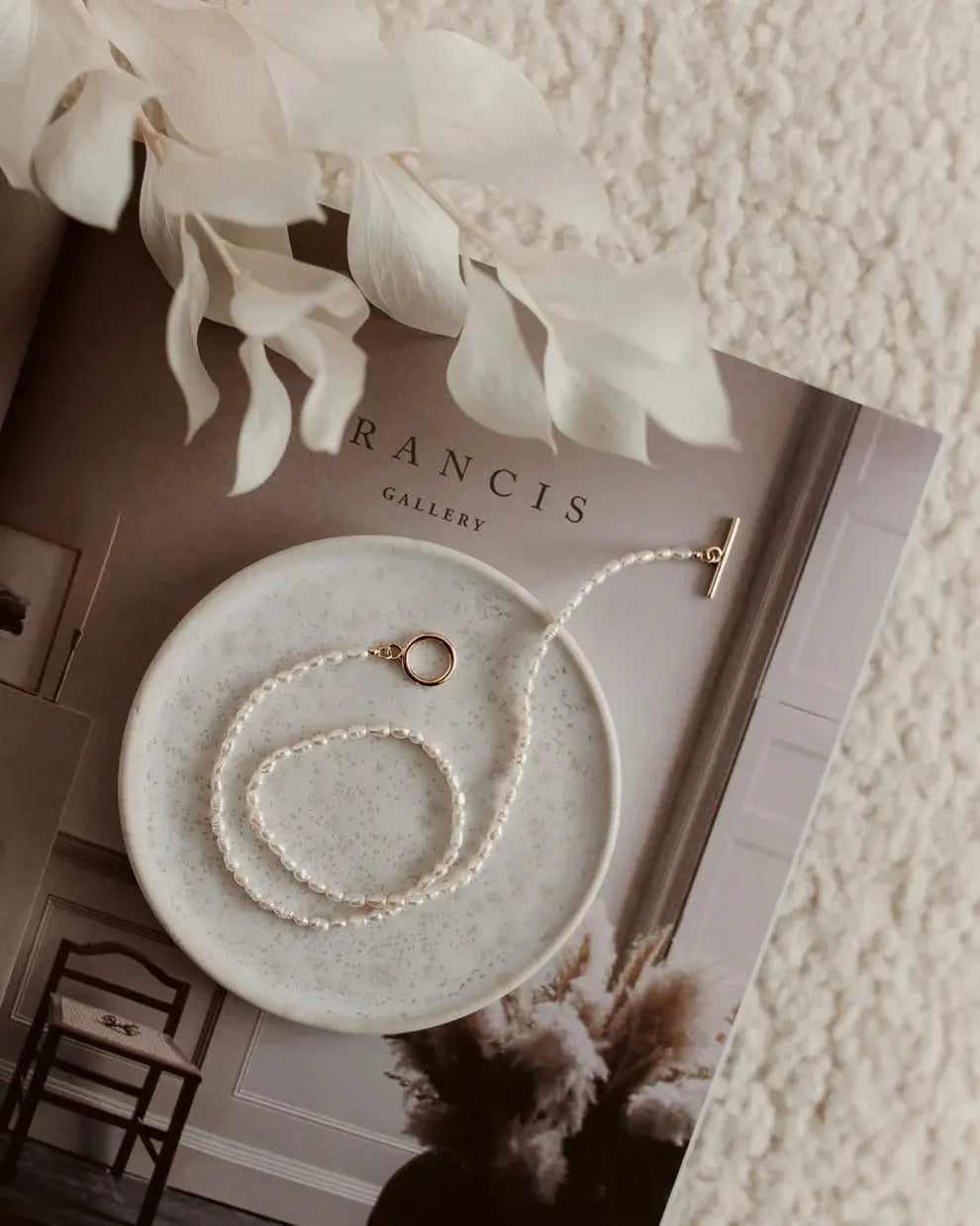 Pearl Lock Necklace
