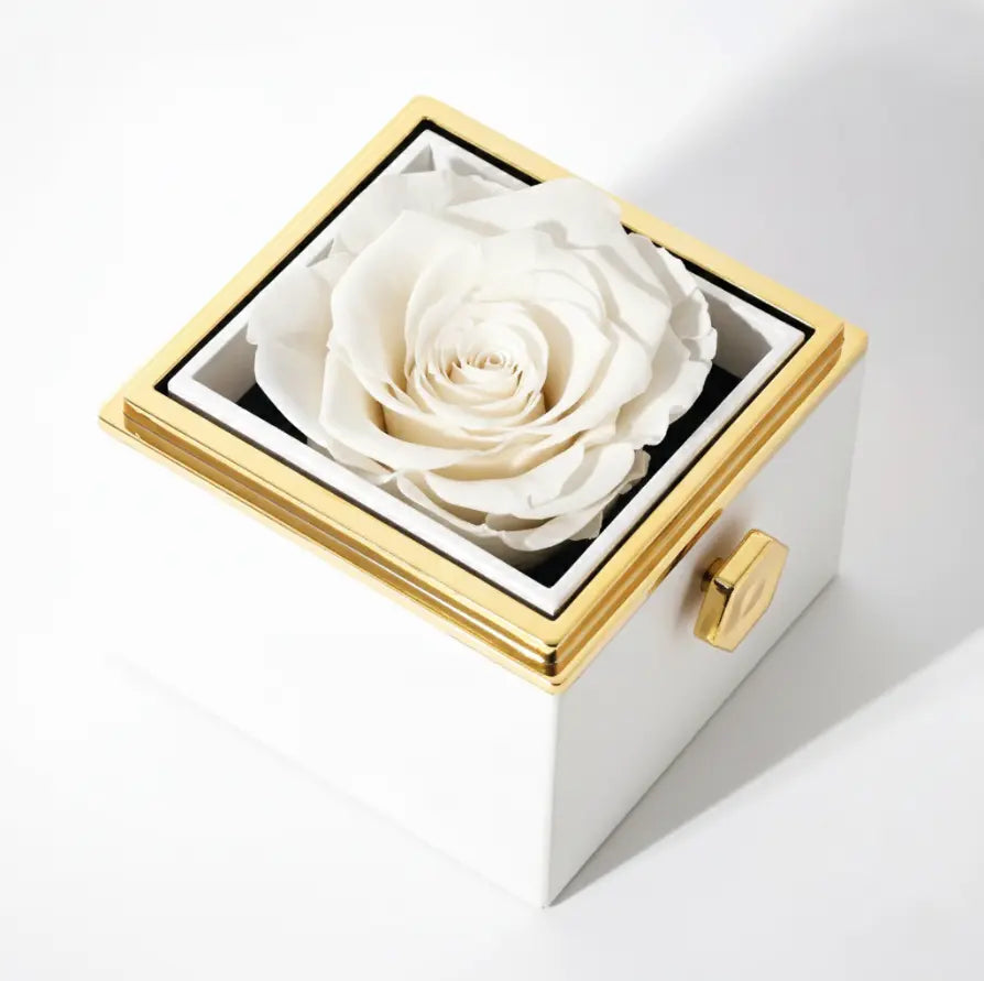 Rose Gift Box Clara Bloom