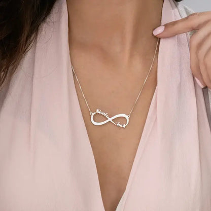 Infinity Name Necklace Clara Bloom