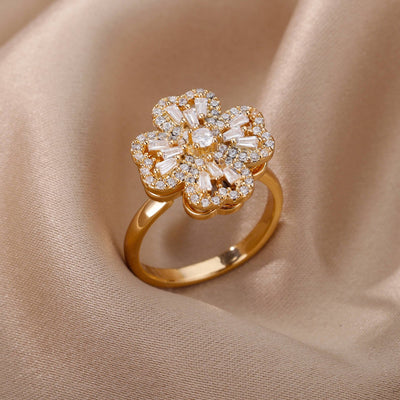 Spinning Clover Ring