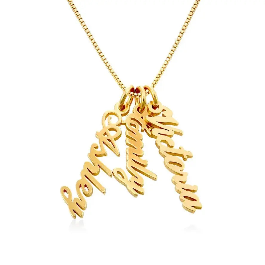 Vertical Name Necklace Clara Bloom